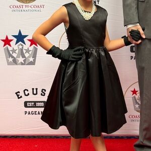 Elegant kids Black Dress with Gloves